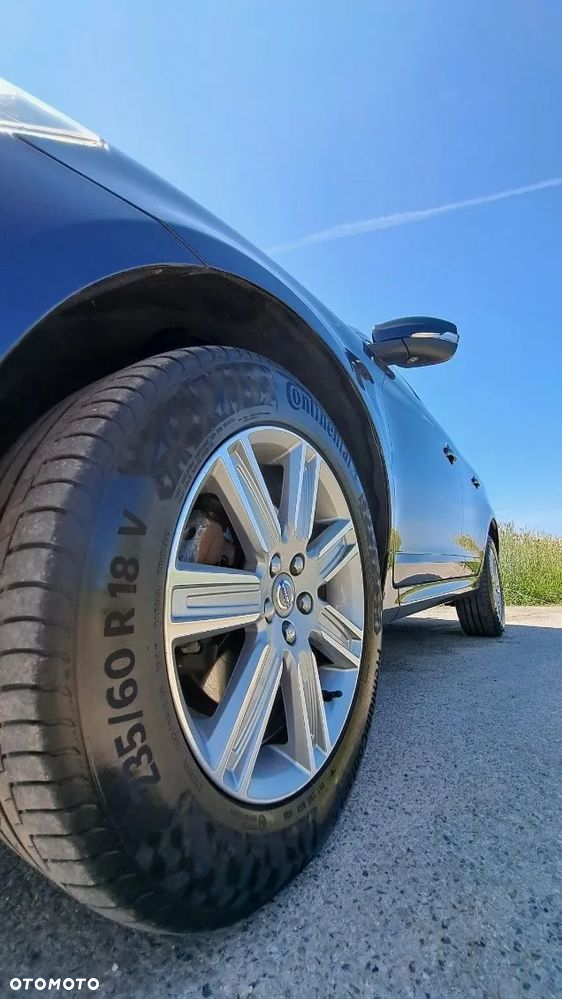 Volvo XC 60 D3 Drive-E Momentum - 9