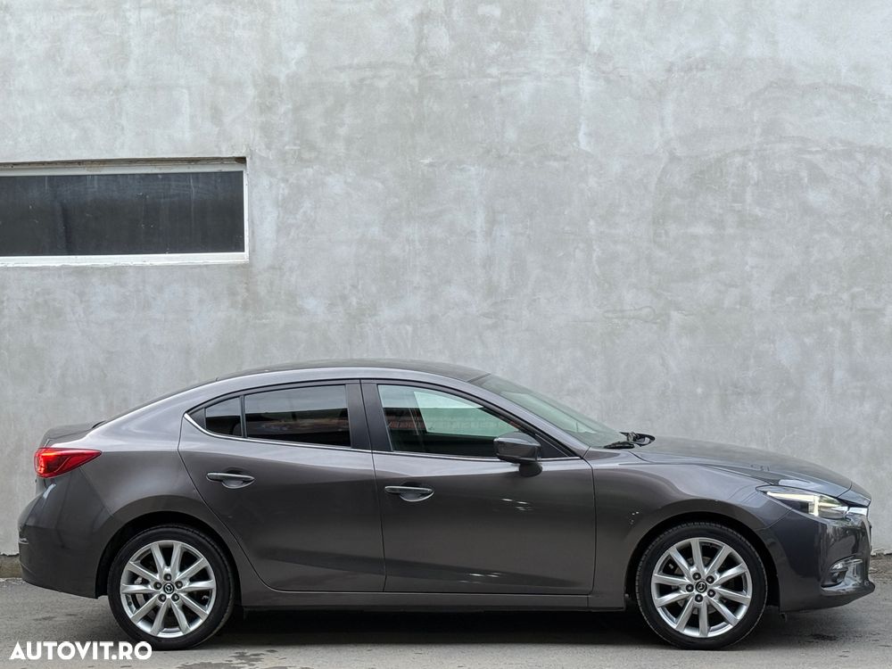 Mazda 3 G120 Revolution - 13