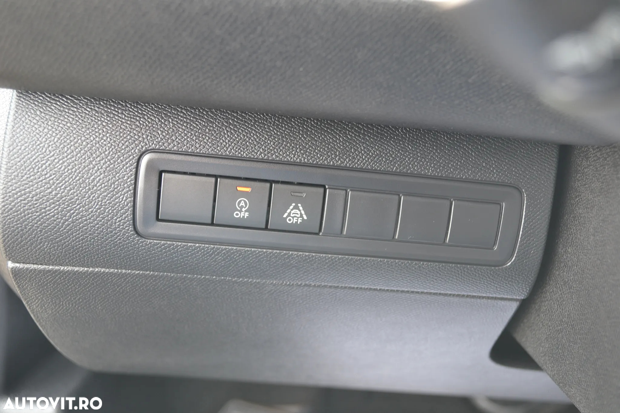 Peugeot 308 PureTech 130 EAT8 Allure - 27