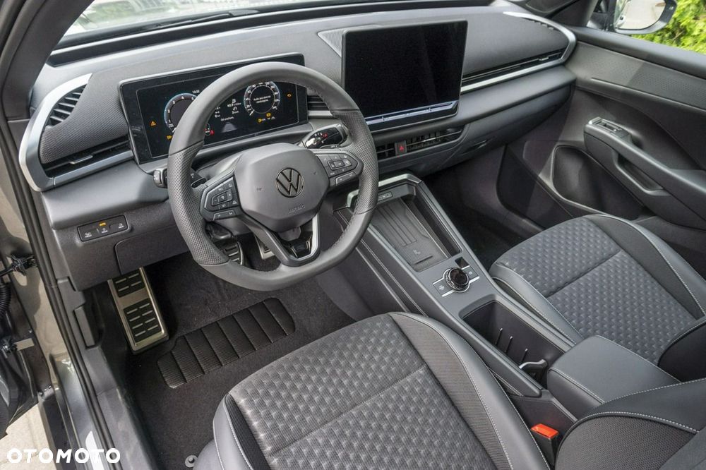 Volkswagen T-Roc - 14
