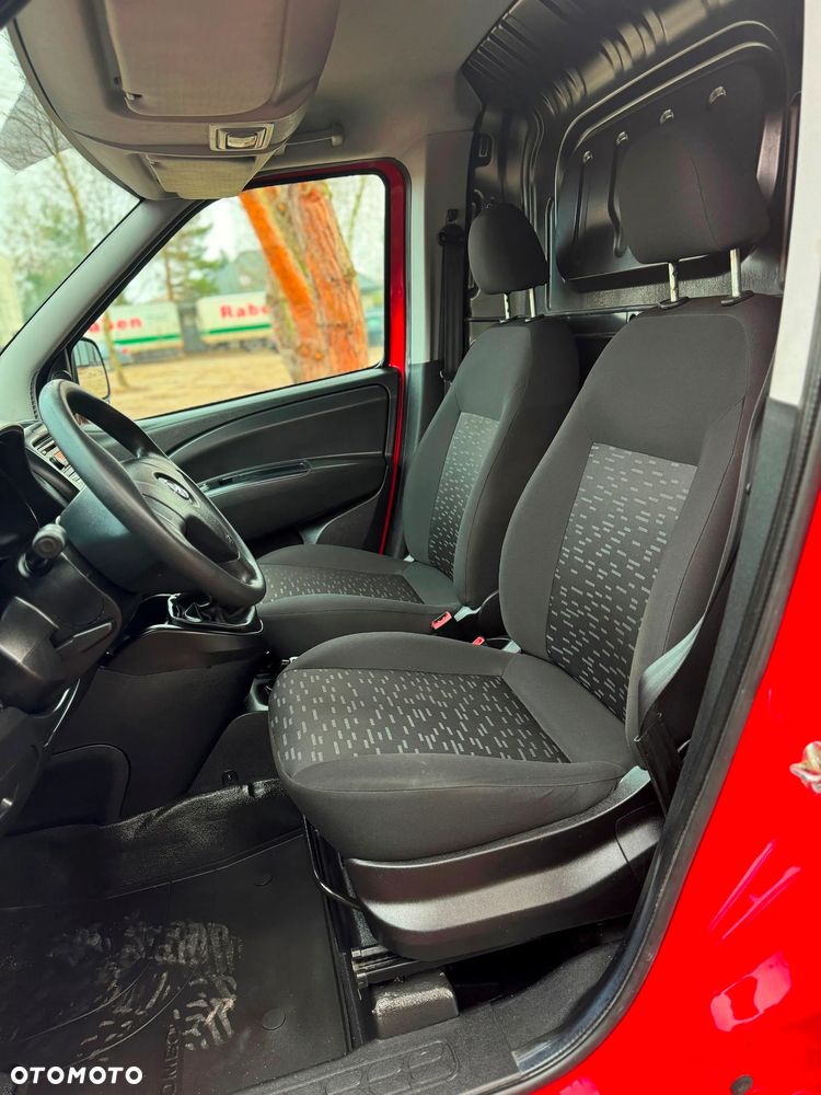 Opel COMBO - 33