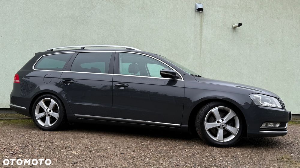 Volkswagen Passat 2.0 TDI BlueMotion Technology Exclusive - 25