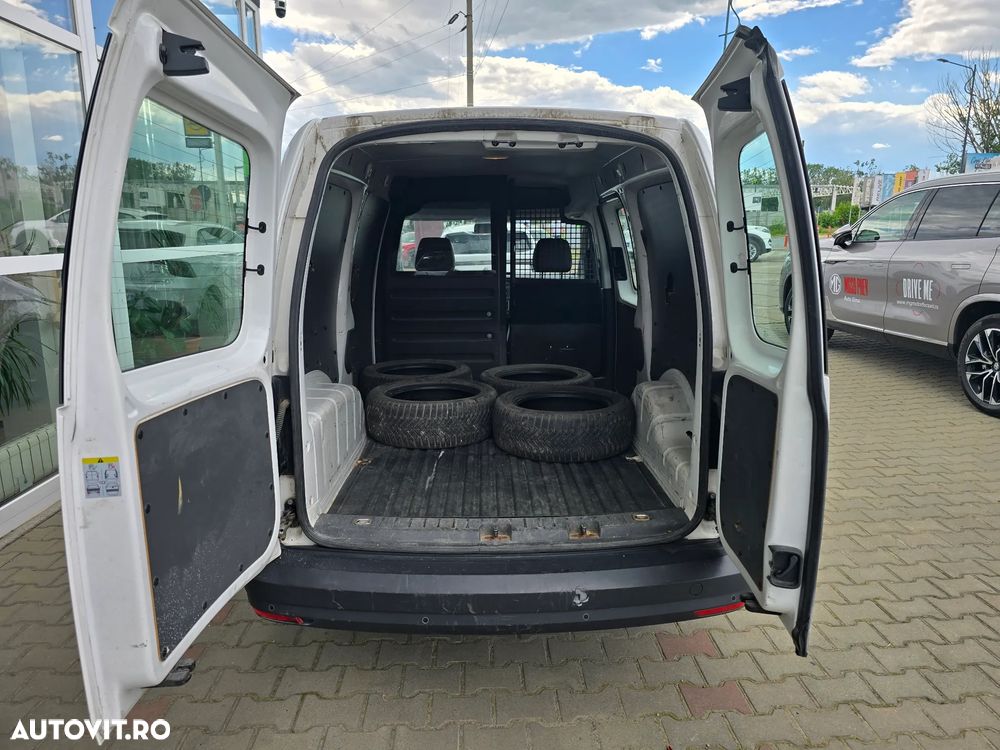 Volkswagen Caddy Maxi - 14