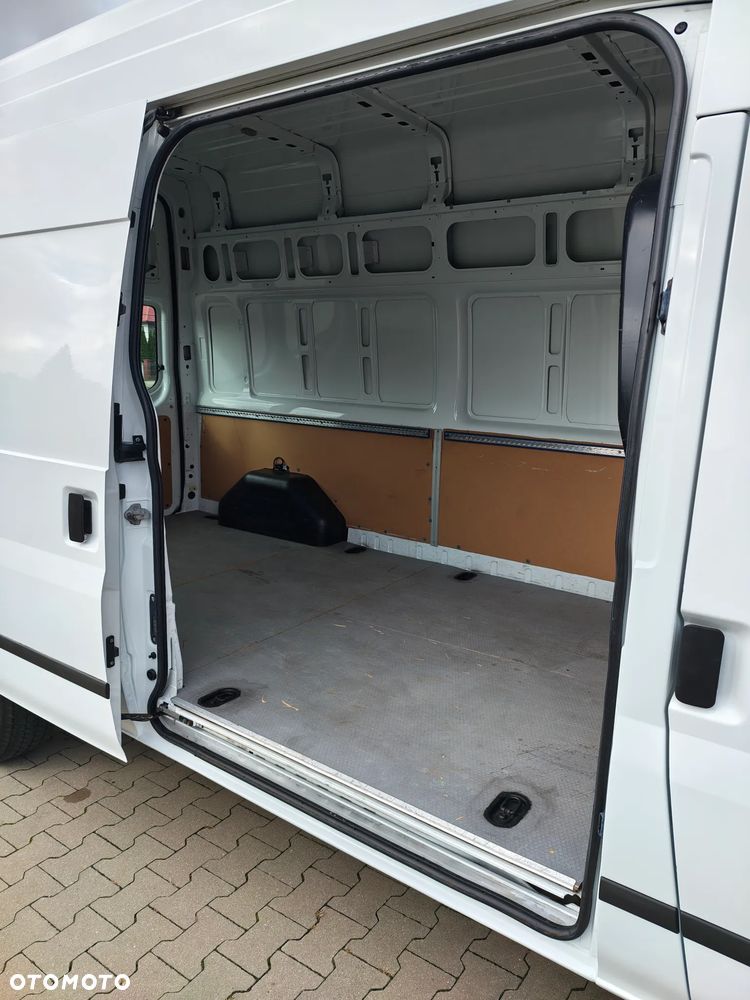 Ford Transit L3H3 2.2 125KM - 31
