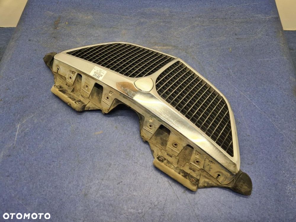 LANCIA PHEDRA ATRAPA / GRILL - 6