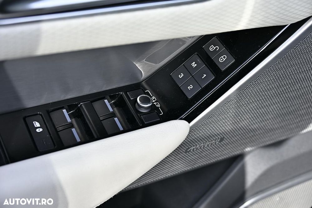 Land Rover Range Rover Velar 3.0 R-Dynamic SE - 9