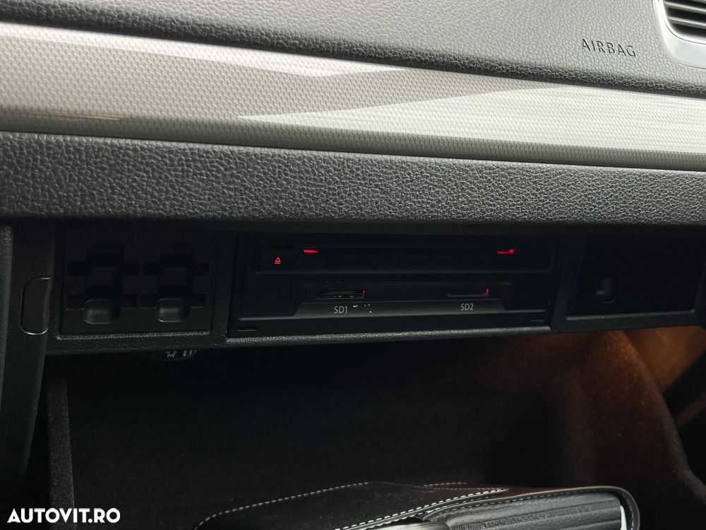 Volkswagen Golf Variant 1.6 TDI SCR Join - 34