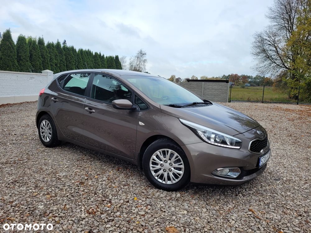 Kia Ceed 2014 photo 4