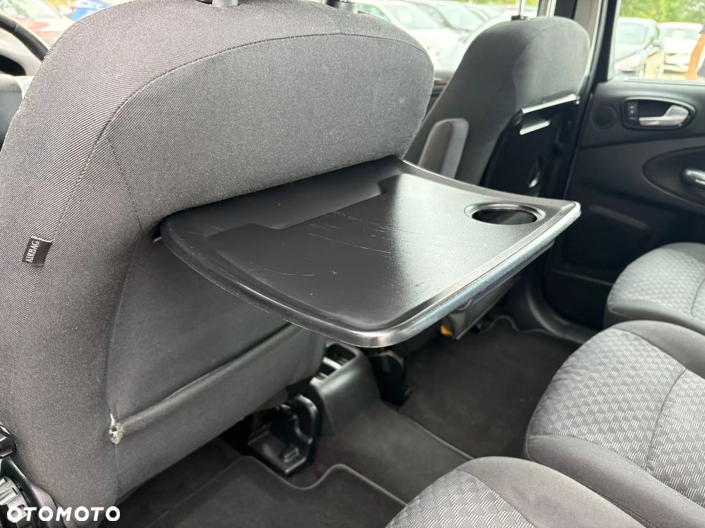 Ford Galaxy 2.0 Titanium - 18