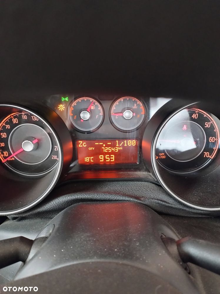 Fiat Punto 1.4 Young - 5