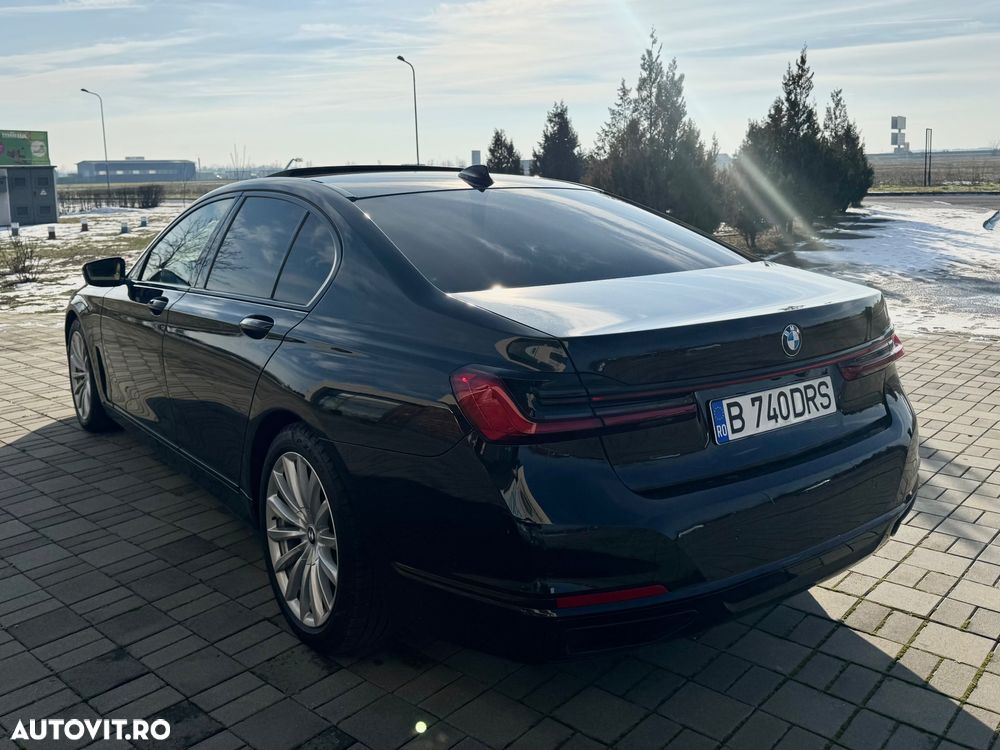 BMW Seria 7 740d xDrive MHEV - 7