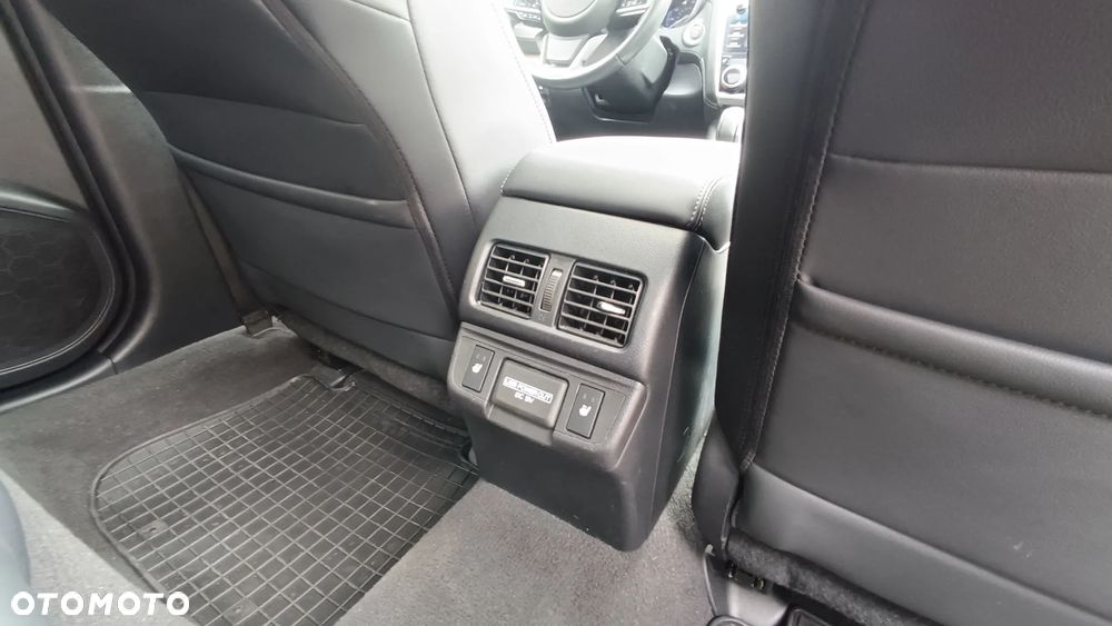 Subaru Outback 2.5i Exclusive (EyeSight) Lineartronic - 15