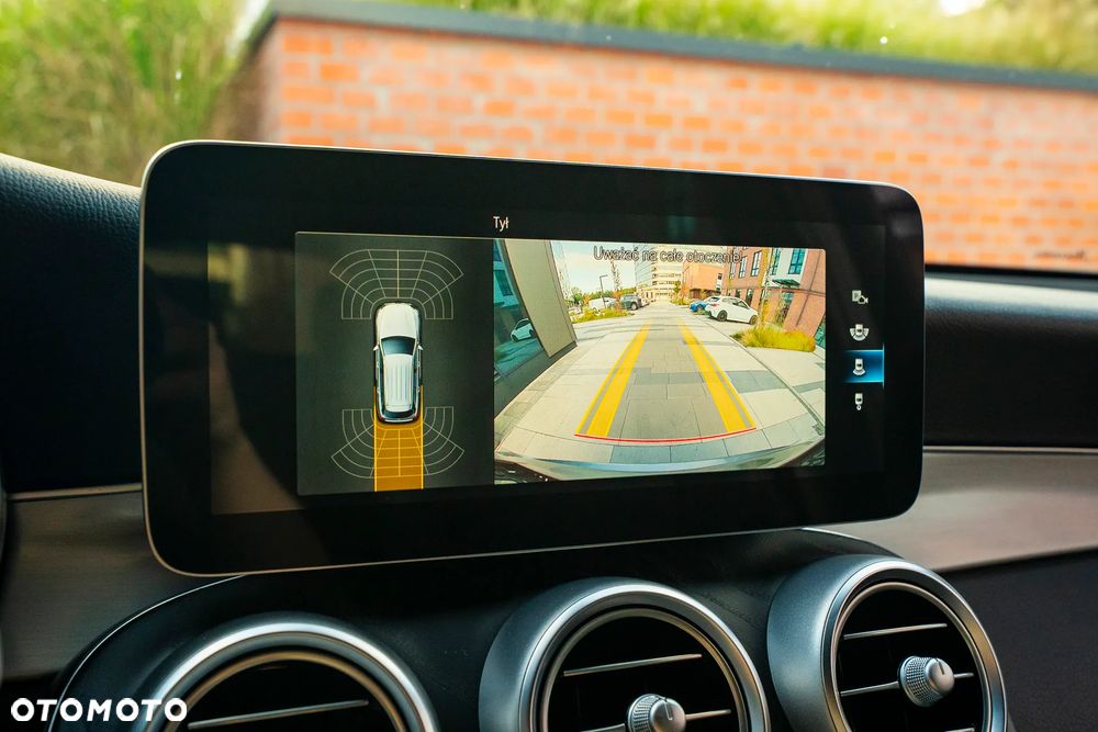 Mercedes-Benz GLC 300 e 4-Matic Business Edition - 18