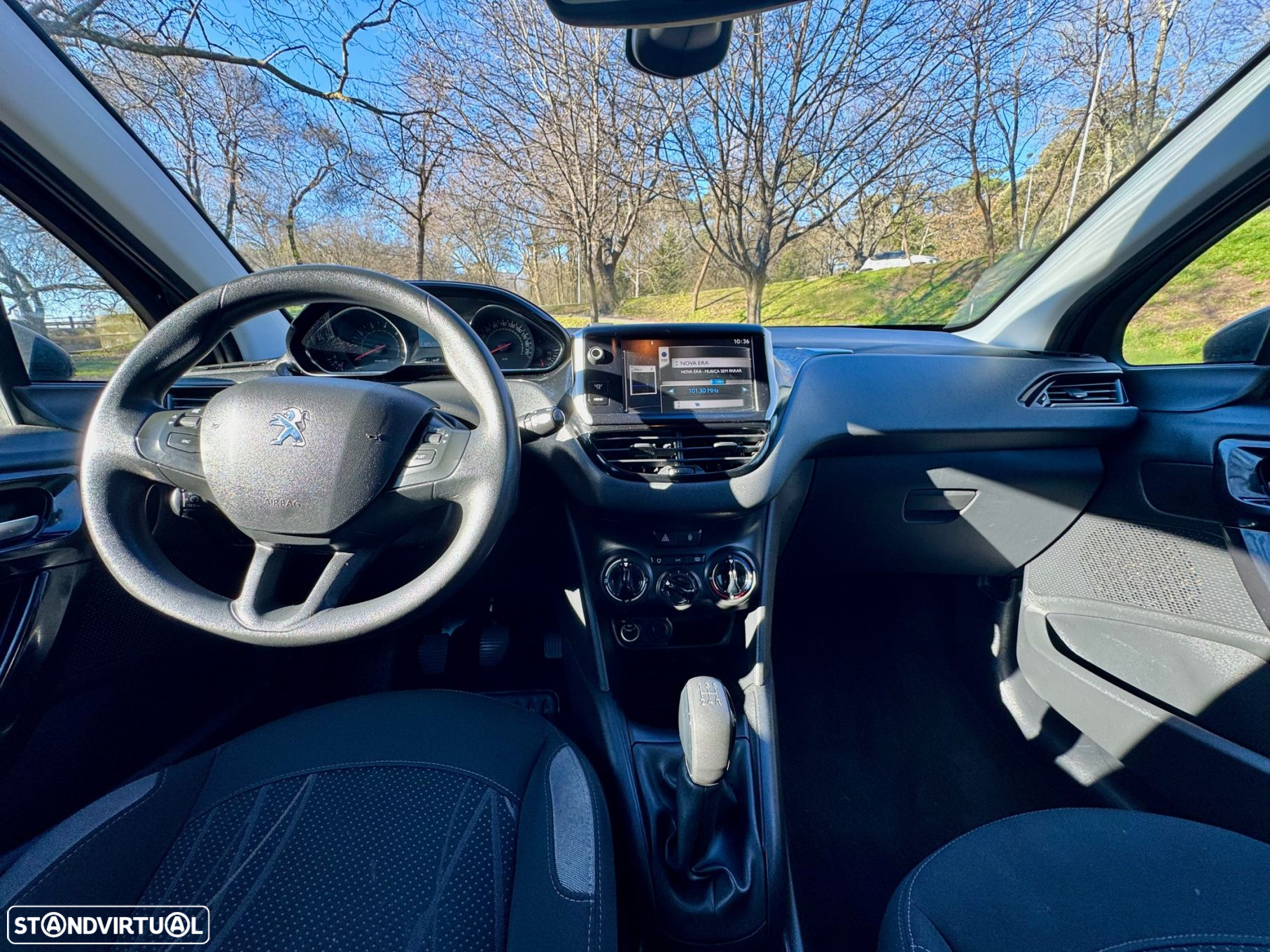 Peugeot 208 1.2 VTi Active - 24
