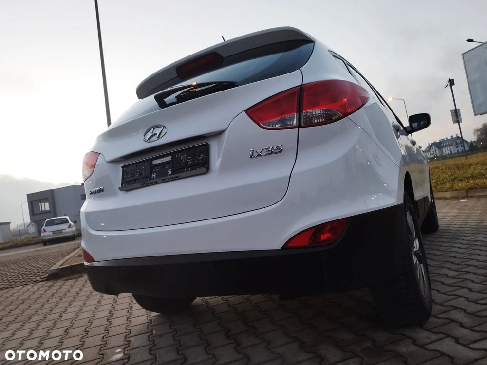 Hyundai ix35 1.6 2WD Fifa World Cup Edition - 35