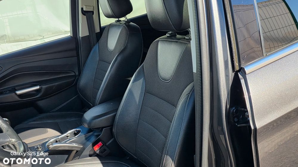 Ford Kuga - 16