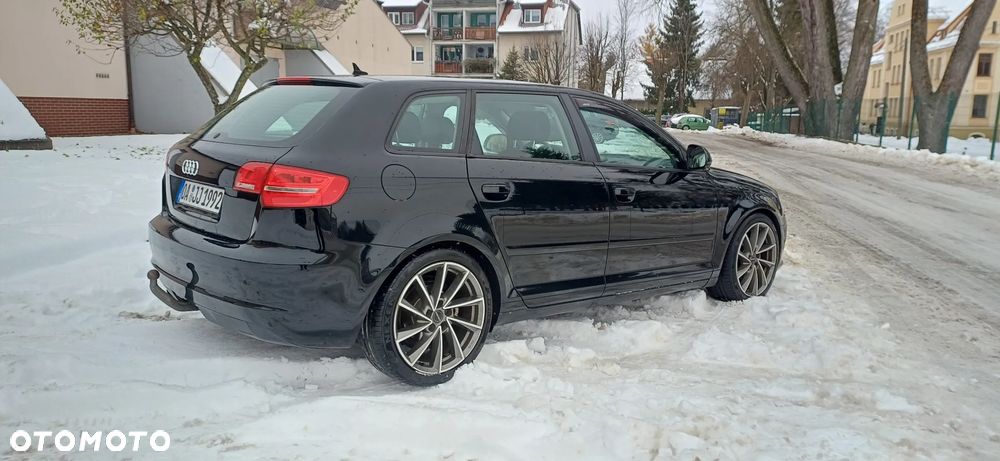 Audi A3 Sportback 2.0 TDI DPF Attraction - 9