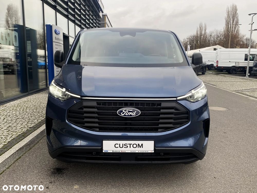 Ford Custom Van Trend - 3