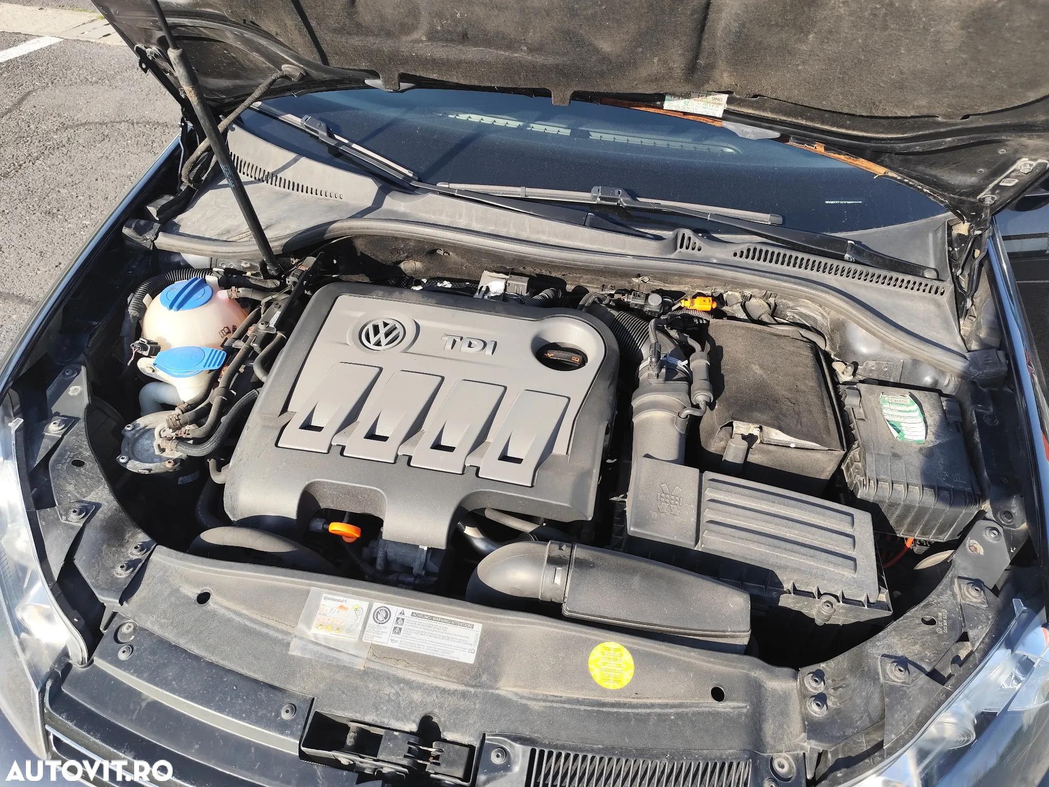 Volkswagen Golf 2.0 TDI DPF Style - 13