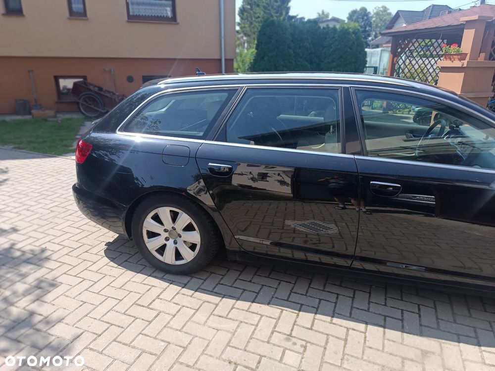 Audi A6 Avant - 11