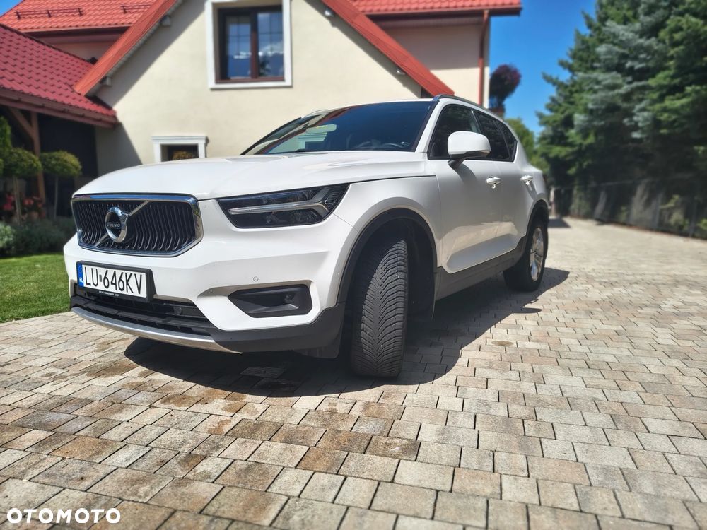 Volvo XC 40 T3 Momentum Pro - 3