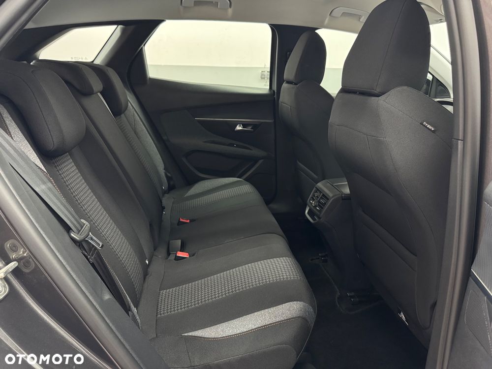 Peugeot 3008 BlueHDi 130 Stop & Start EAT8 Active Pack - 25