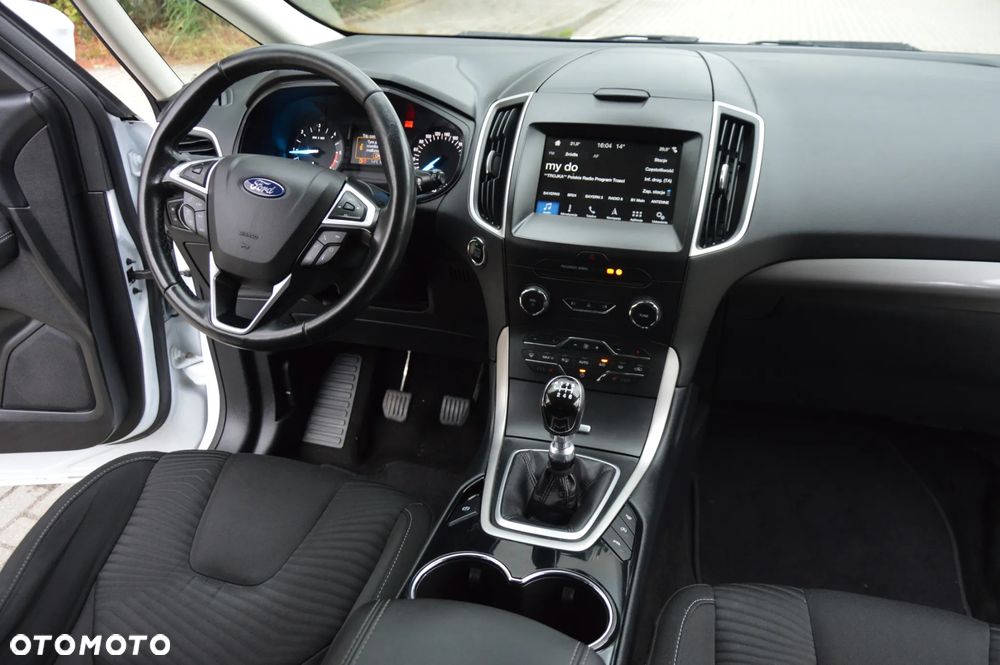 Ford S-Max - 15