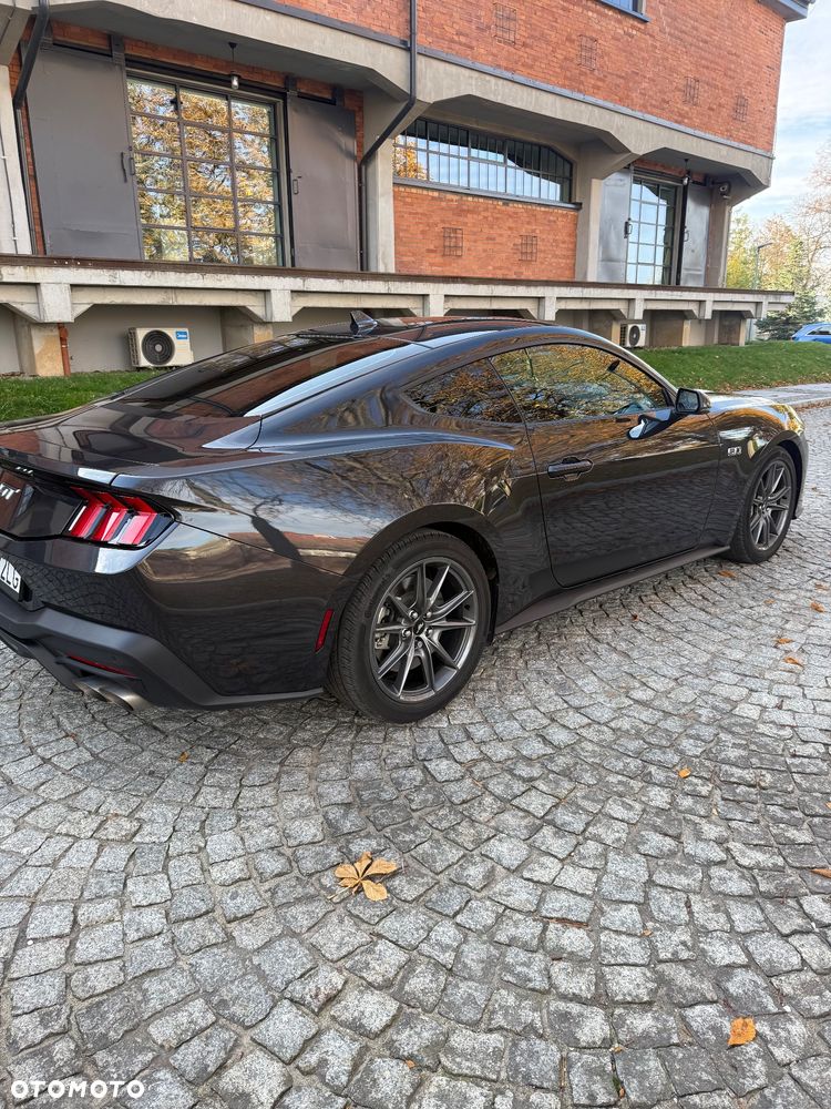 Ford Mustang 5.0 Ti-VCT V8 GT - 32