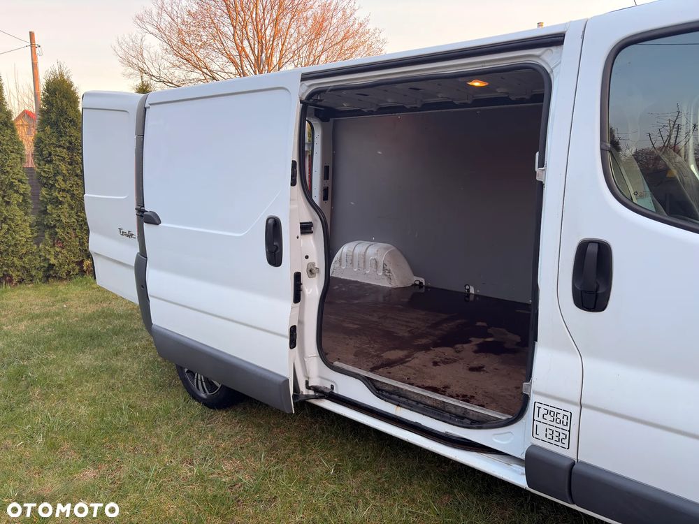 Renault TRAFIC (blaszak) - 15