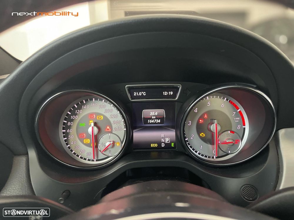 Mercedes-Benz CLA 250 7G-DCT AMG Line - 24