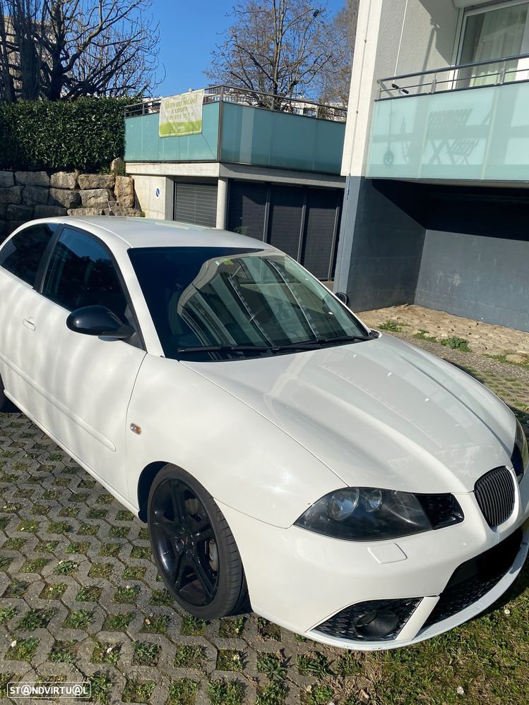 SEAT Ibiza 1.8 20V T FR - 1
