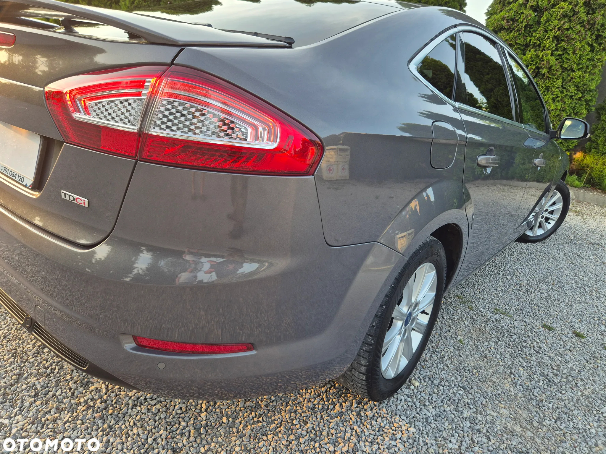 Ford Mondeo 1.6 TDCi Titanium - 14