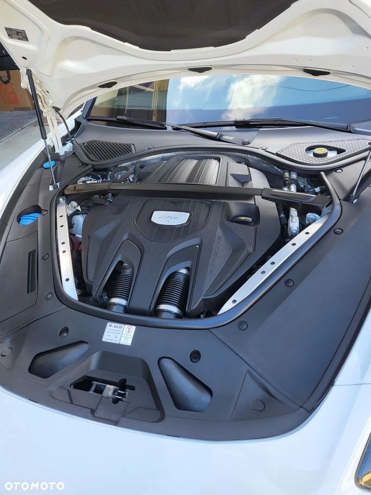 Porsche Panamera 4S - 21