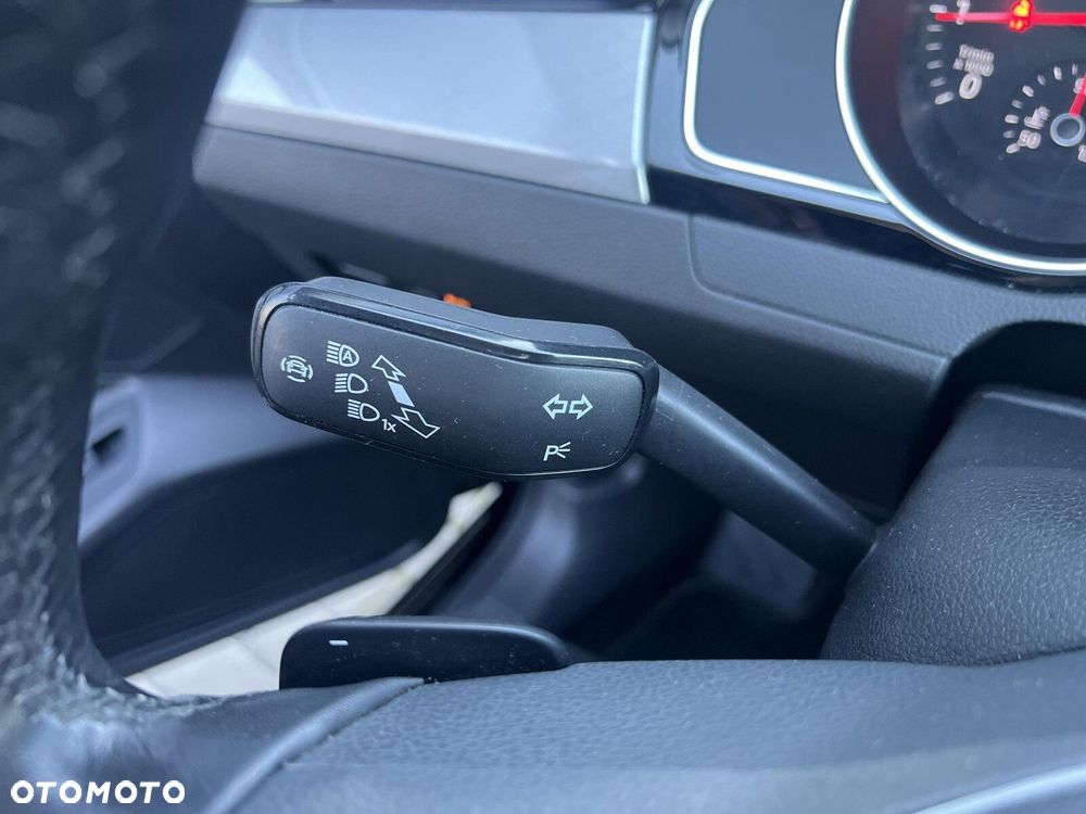 Volkswagen Passat - 18
