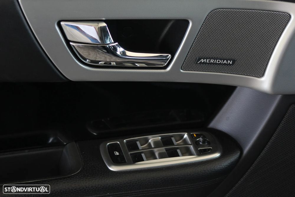 Jaguar XF Sportbrake 2.2 D R-Sport - 32