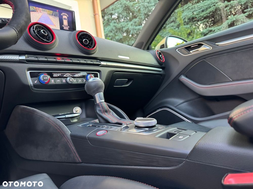 Audi RS3 Sportback S tronic - 25