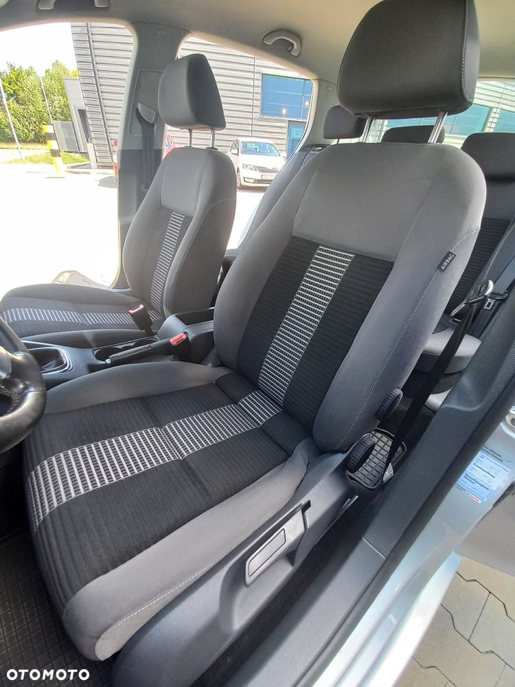 Volkswagen Golf 1.6 United - 26