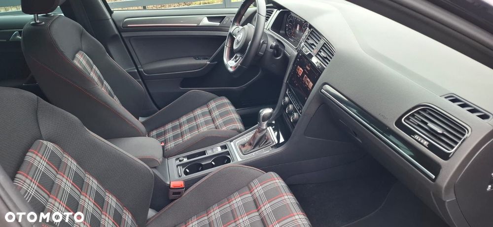 Volkswagen Golf 2.0 TSI BMT GTI Performance DSG - 24