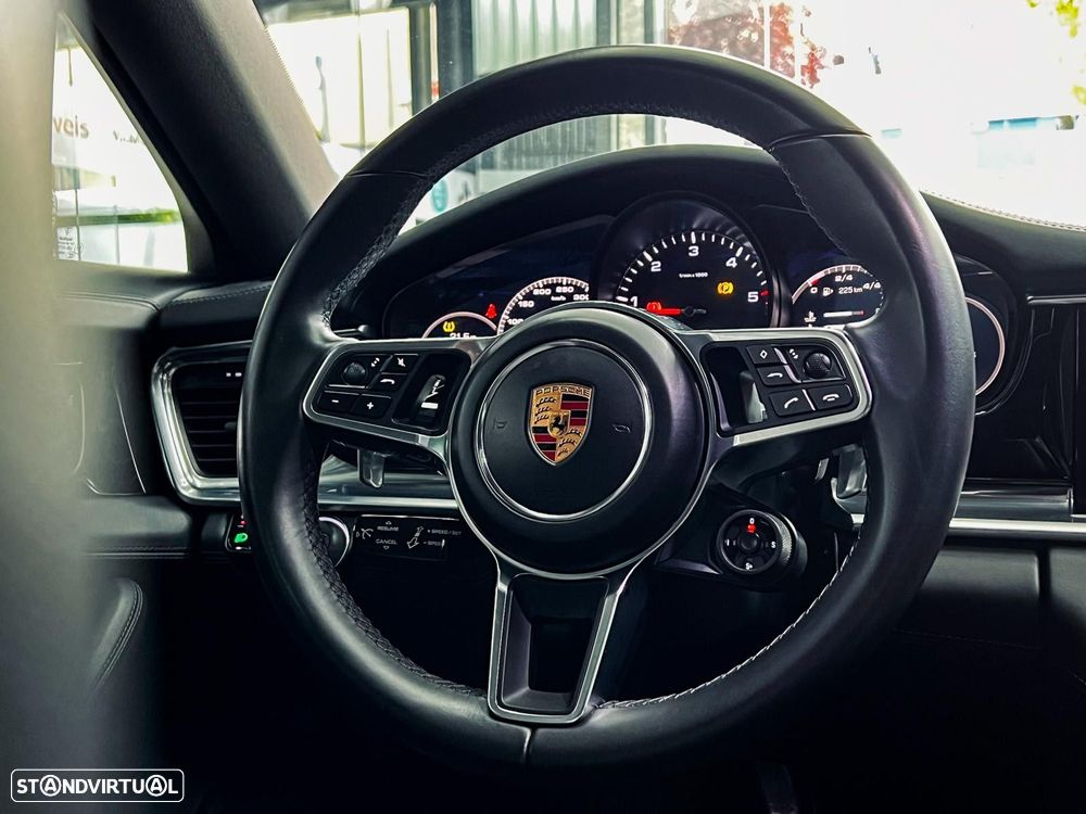 Porsche Panamera 4 S - 21