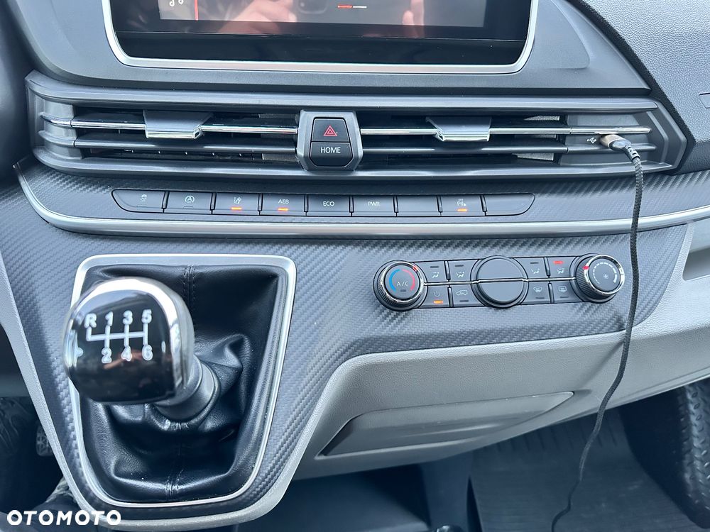 Maxus Deliver 9 - 11