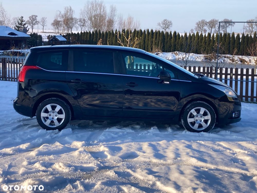 Peugeot 5008 1.6 THP Business Line - 11