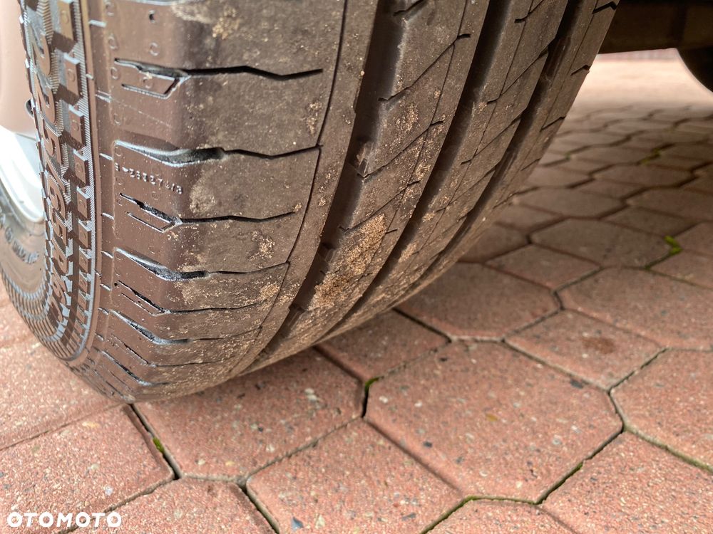 Renault MASTER L2 H2 135 DCI z regałami warsztatowymi - 31