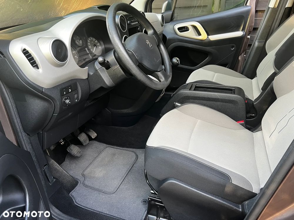 Peugeot Partner - 8
