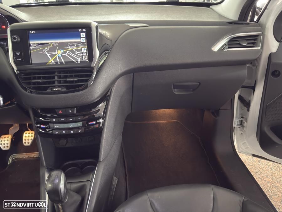 Peugeot 208 1.6 BlueHDi Allure - 16