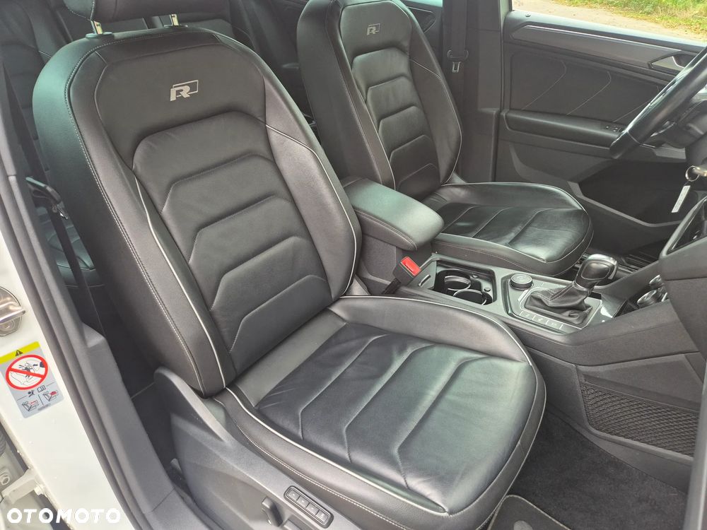 Volkswagen Tiguan - 12
