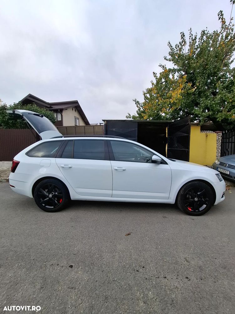 Skoda Octavia 1.6 TDI DSG Style - 8
