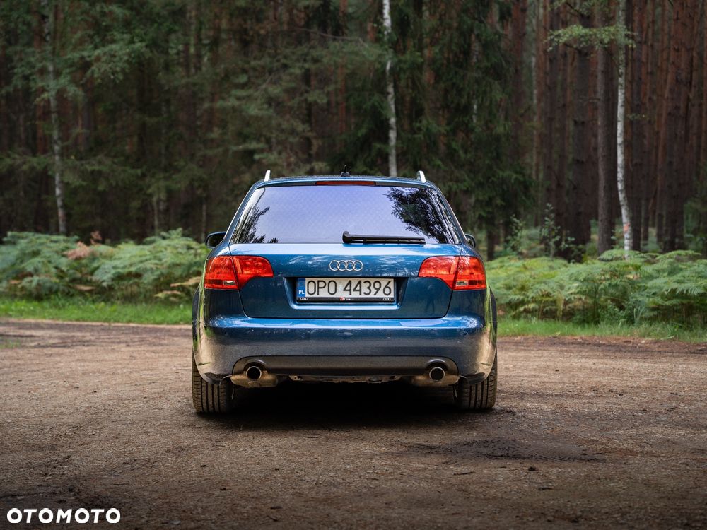 Audi A4 Avant 2.0 T FSI - 23