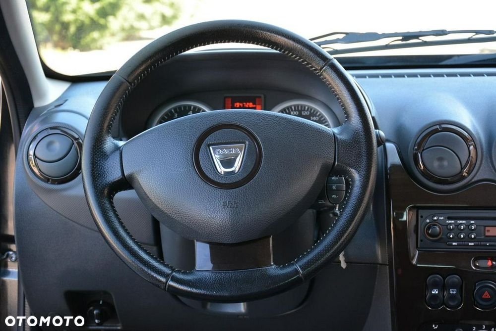 Dacia Duster 1.6 16V 105 4x4 Laureate - 18