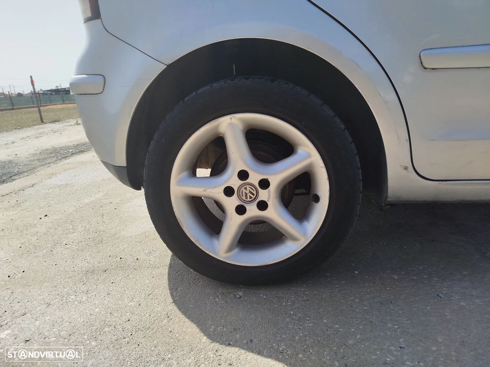 VW Polo 1.4 TDi Confortline - 13