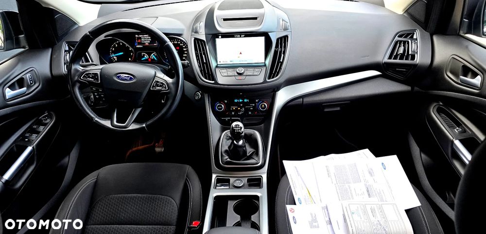 Ford Kuga - 23